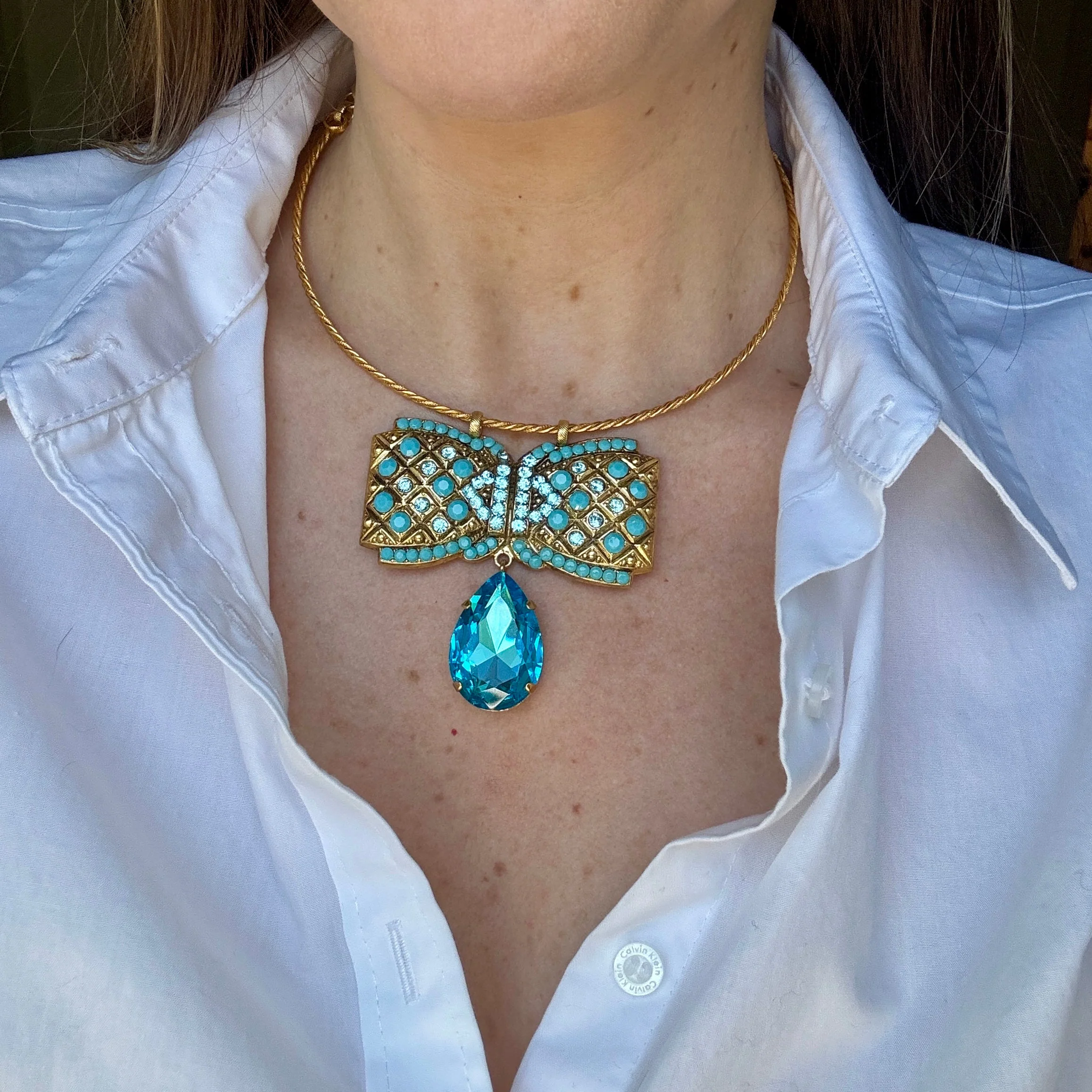 Marie Crystal Bow Necklace Blue or Pink - Image 2