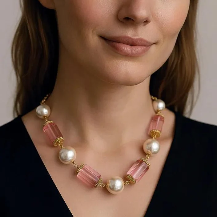 Vintage Pink Lucite and Champagne Pearl Necklace - Image 2