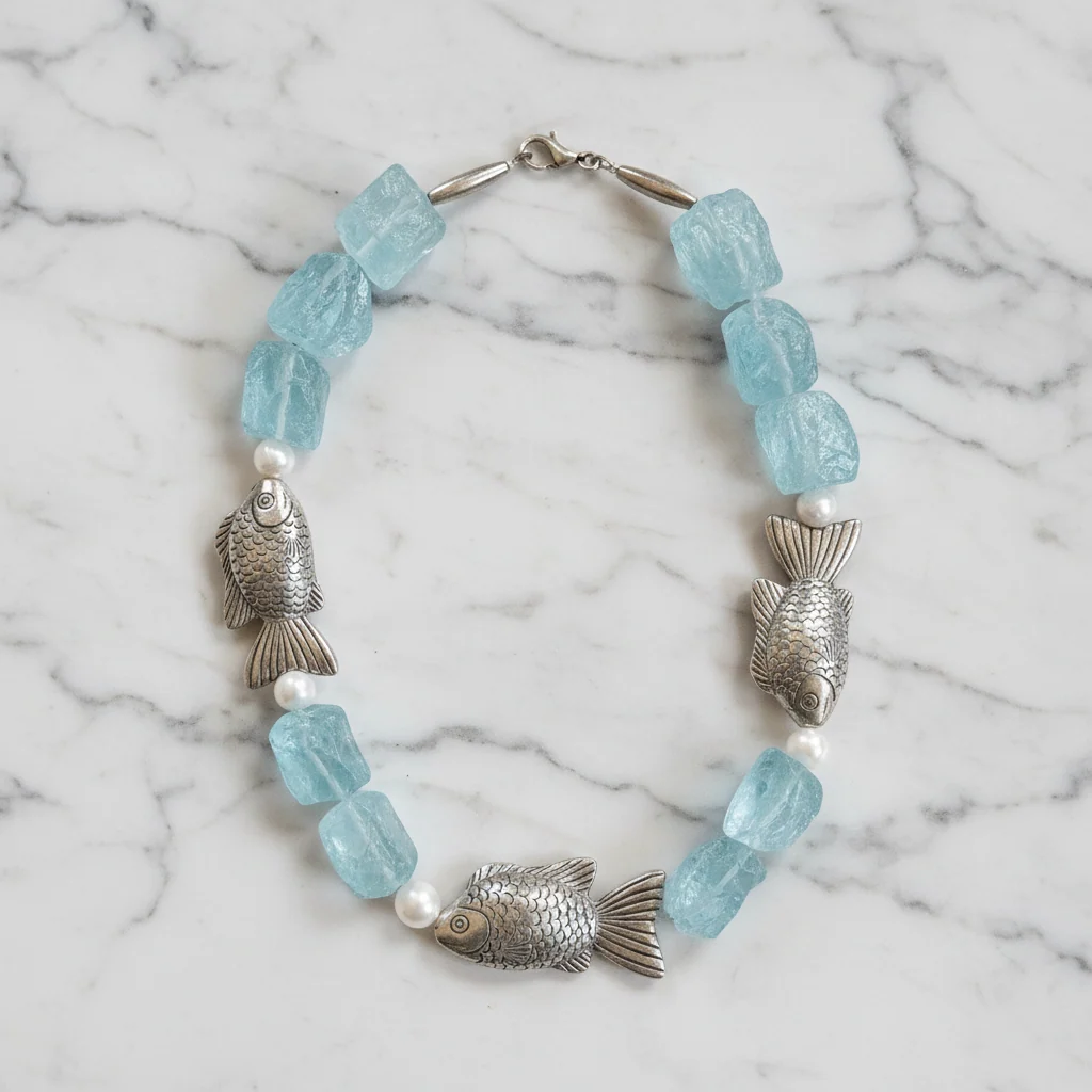 80s Vintage Aquamarine and Silver Fish Charm Necklace - Image 3