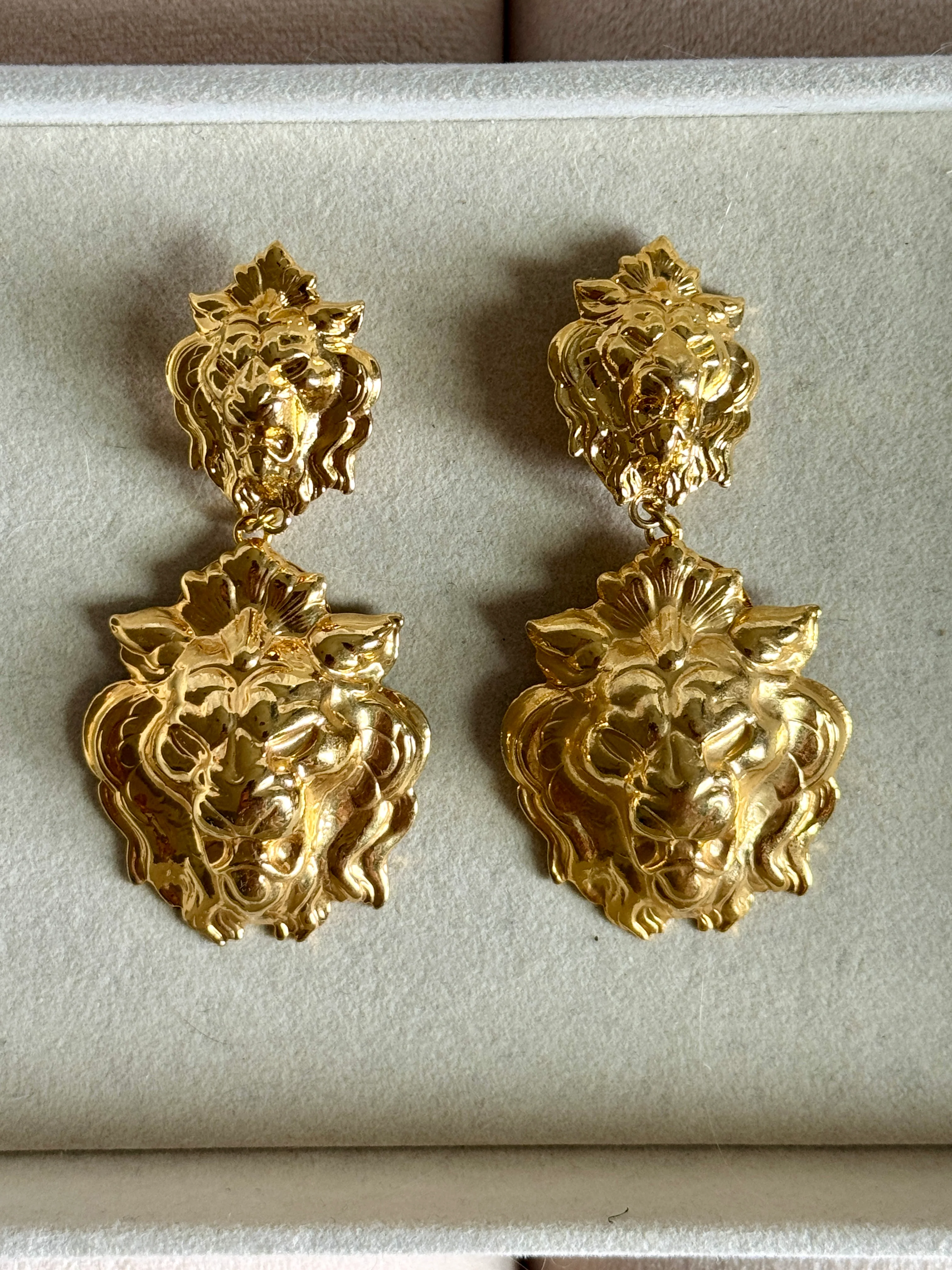 Vintage Italian Double Lion Head Earrings - Image 3